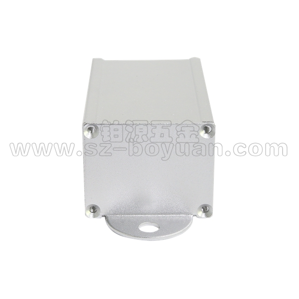 草莓视频成人版污加工中表面为何会出现划痕？